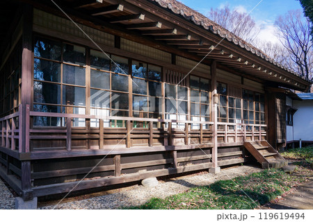 芦花公園こと蘆花恒春園　徳冨蘆花旧宅の紅葉（東京都世田谷区） 119619494