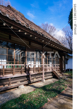 芦花公園こと蘆花恒春園　徳冨蘆花旧宅の紅葉（東京都世田谷区） 119619495