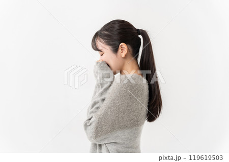 ポニーテールの女性 ニット ポニーテールの女性 ニット 119619503