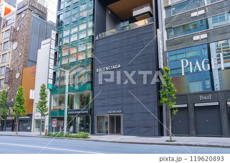 BALENCIAGA GINZA TOKYO FLAGSHIP STORE 119620893
