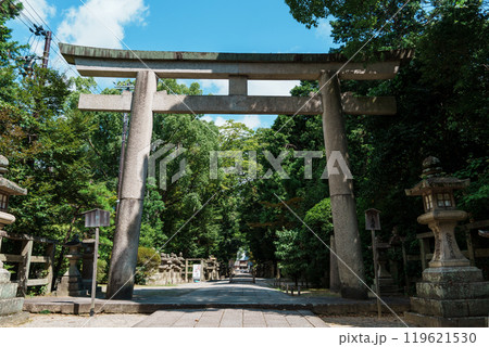 石清水八幡宮の三の鳥居 119621530