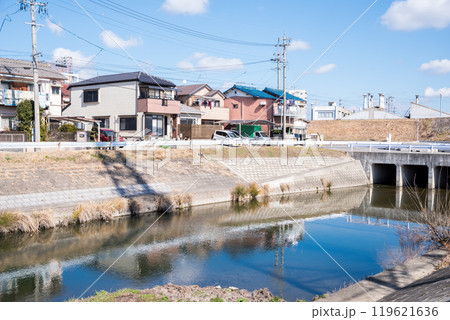 【新地蔵川】川と川が交差する街並み 【新地蔵川】川と川が交差する街並み 119621636