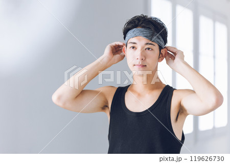 若い男性のメイクイメージ 119626730