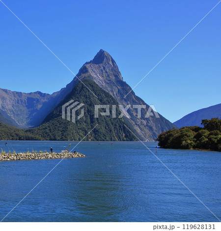 Milford Sound and Mitre iin summer, New Zealand. 119628131