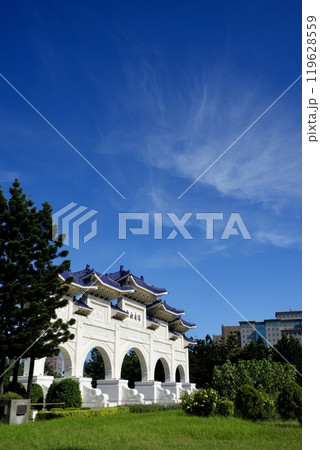 国立中正紀念堂・自由広場牌樓(台湾・台北市) 国立中正紀念堂・自由広場牌樓(台湾・台北市) 119628559