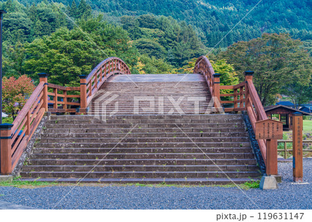 【長野県】奈良井宿・木曽の大橋　早朝 119631147