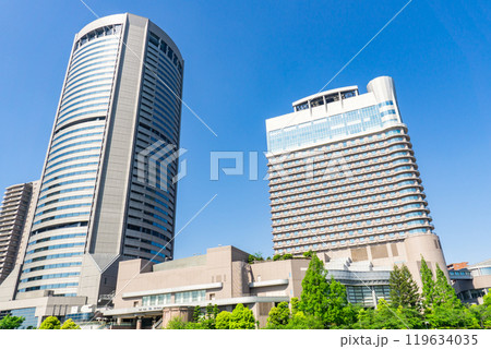 大阪市北区天満橋　桜宮公園から見る大川と大阪アメニティパーク 119634035