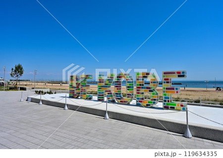 神戸市須磨海岸に設置された「BE KOBE」のモニュメント 神戸市須磨海岸に設置された「BE KOBE」のモニュメント 119634335
