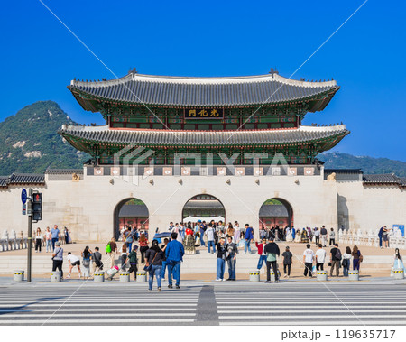 ソウル　光化門　※一部ソフトフォーカス 119635717