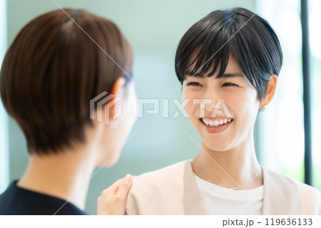 ビジネス 女性 ビジネス 女性 119636133