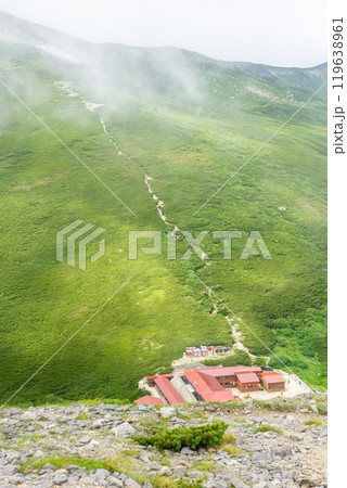 双六小屋と双六岳　北アルプスの双六岳の登山 119638961