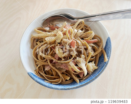 蕎麦粉の平打ちパスタ 蕎麦粉の平打ちパスタ 119639483