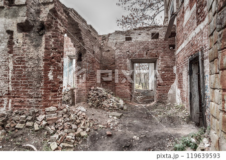 The ruins of a building The ruins of a building 119639593