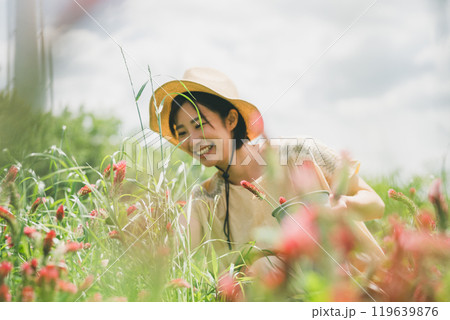 ストロベリーキャンドルのお花摘み 119639876