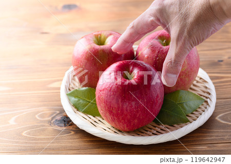 長野県産 シナノスイート ( りんご ) 長野県産 シナノスイート ( りんご ) 119642947