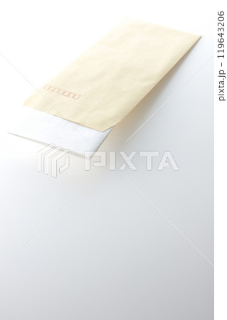 封筒と手紙 封筒と手紙 119643206
