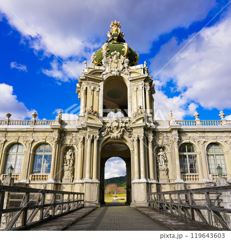 有田ポーセリンパークのツヴィンガー宮殿（佐賀県有田町） 119643603