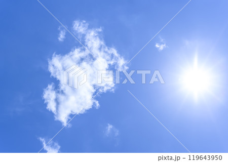 夏の空 太陽と雲 横浜 夏の空 太陽と雲 横浜 119643950