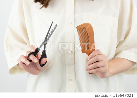 女性スタイリストのイメージ01 119647021