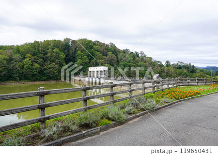 雨竜第一ダム（重力式コンクリートダム） 119650431