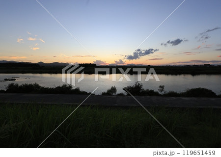 川のある風景の写真素材 [119651459] - PIXTA
