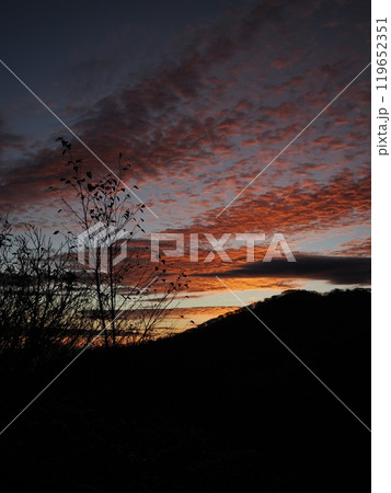 妙高高原の夕暮れ 妙高高原の夕暮れ 119652351