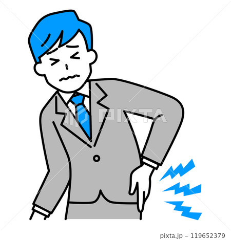 腰痛がつらいスーツの男性 119652379