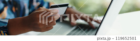 Making Online Payment Using Credit Card Making Online Payment Using Credit Card 119652501