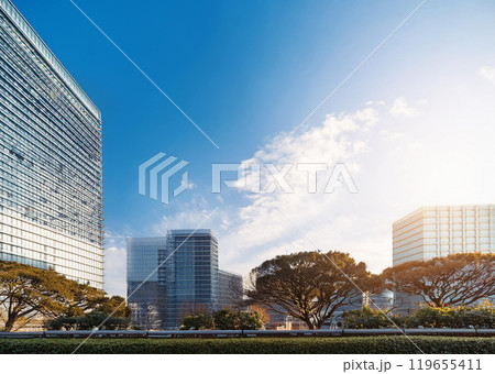 青空と一般的な企業のイメージ 119655411