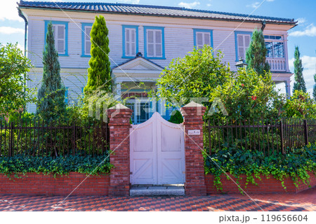 神戸市　ポートアイランドに移築されているみなと異人館 119656604