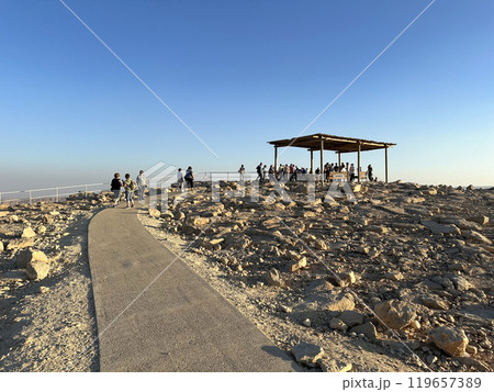Promenade and Observation deck over the erosion crater Makhtesh Ramon 119657389