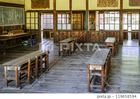小豆島　二十四の瞳　岬の分教場　苗羽小学校田浦分校　教室　香川県小豆島町 119658594