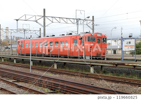 上磯駅に停車中の木古内行普通列車 上磯駅 かみいそ Kamiiso sh07 道南いさりび鉄道 上磯駅に停車中の木古内行普通列車 上磯駅 かみいそ Kamiiso sh07 道南いさりび鉄道 119660825