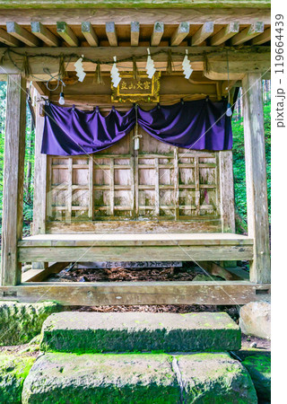 雄山神社　芦峅中宮（霊峰立山の山岳信仰）　立山大宮（西本殿）　（富山県中新川郡立山町） 119664439