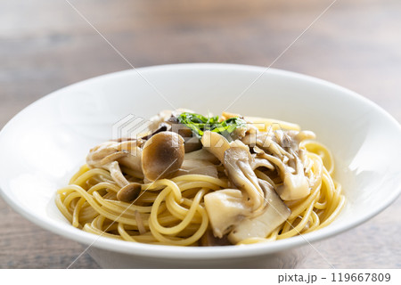 きのこのパスタ 119667809