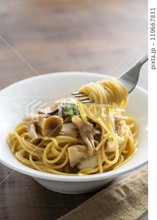 きのこのパスタ 119667831