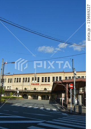秋空の宇治山田駅 秋空の宇治山田駅 119669227