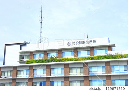 岐阜県多治見市、多治見市役所駅北庁舎の風景 119671260