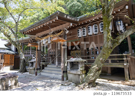 石切劔箭神社上之社の本殿（2024年9月撮影） 119673533