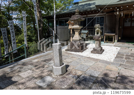 石切劔箭神社上之社のお百度石(2024年9月撮影) 石切劔箭神社上之社のお百度石(2024年9月撮影) 119673599