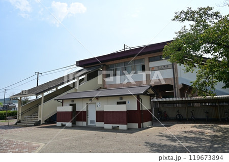 三ヶ根駅（東海道本線）の東口 119673894