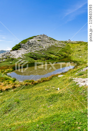 別山の硯ヶ池（日本一の高所池）　北アルプス劔岳登山 119683393