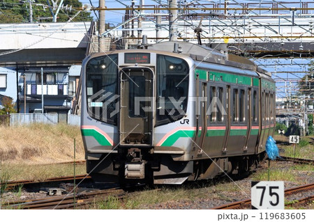 【JR東日本】E721系1000番台 快速（仙山線：山形駅） 119683605