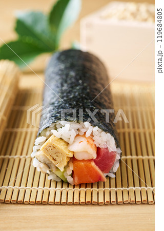 恵方巻 恵方巻 119684805