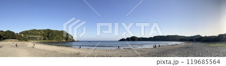 気持ちの良い砂浜1 119685564