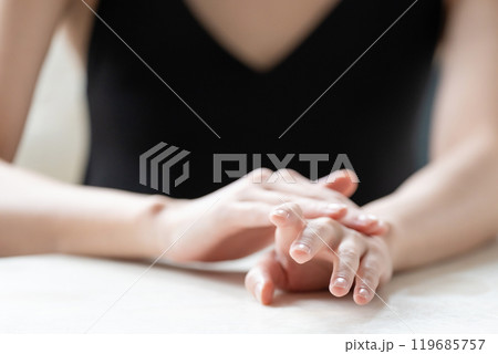 若い女性 ビューティーイメージ 若い女性 ビューティーイメージ 119685757