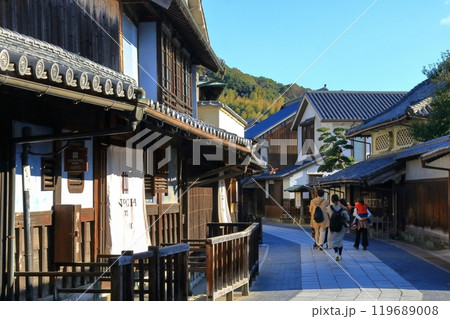 秋の安芸の小京都竹原 119689008