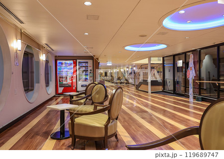 茨城県 大洗から出港する さんふらわあ の船内 茨城県 大洗から出港する さんふらわあ の船内 119689747