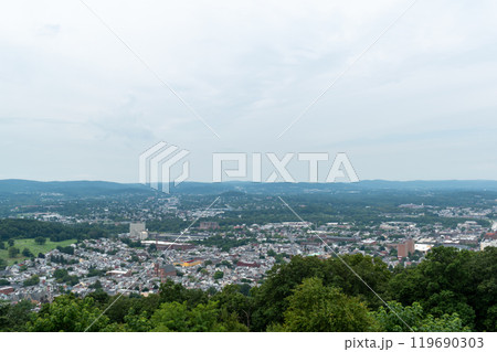 A scenic overview of Reading, Pennsylvania from atop the Pagoda Mountain. 119690303