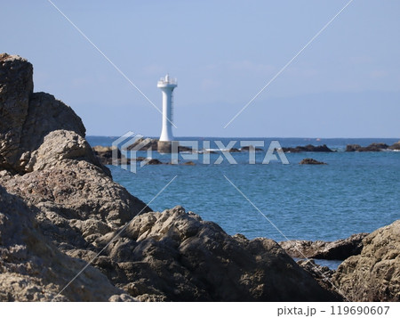 灯台の見える海(葉山) 119690607